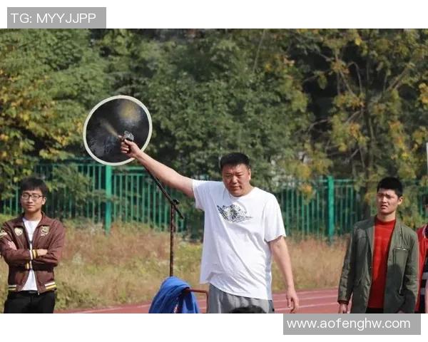 重庆篮球队的崛起之路：从默默无闻到赛场英雄的成长历程